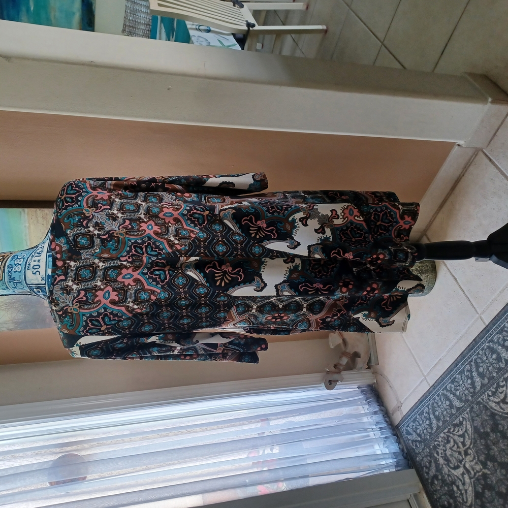 Honeyme Black and Blue Graphic 3/4 Sleeve Dress - Picture 2 of 3